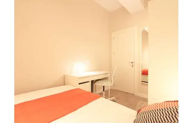 Apartamento 7 Dormitorios Madrid Estudiantes Profesionales
