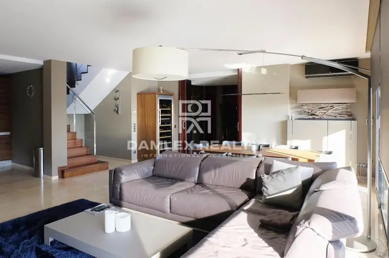 Chalet en venta Lloret de Mar: Villa moderna con vistas al mar