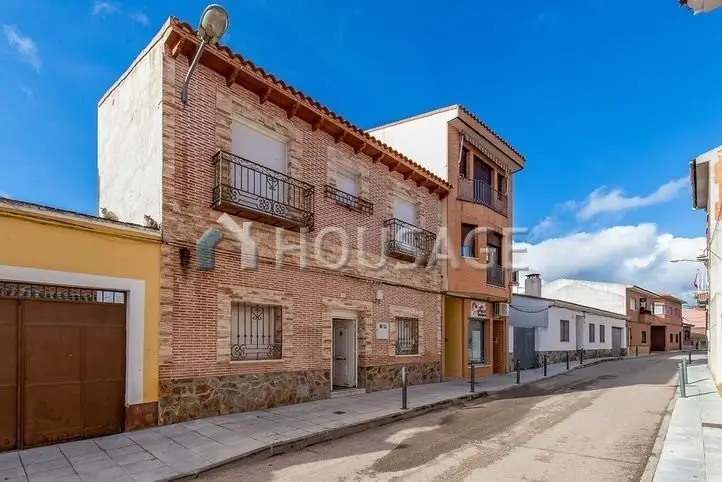Casa en Venta en Santa Olalla Toledo 5 Dormitorios 2 Baños