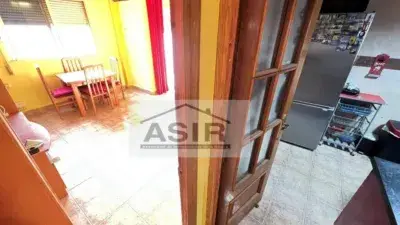 Alquiler Piso Reformado Pere Crespí 3 Dormitorios Balcón