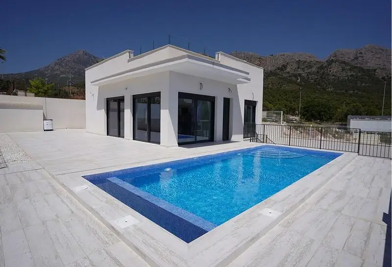 Villa en Polop 3 Dormitorios Piscina Privada