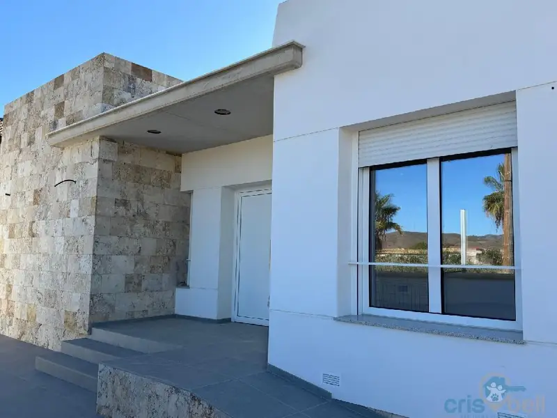 Chalet en Purias Lorca 3 dormitorios 2 baños nuevo