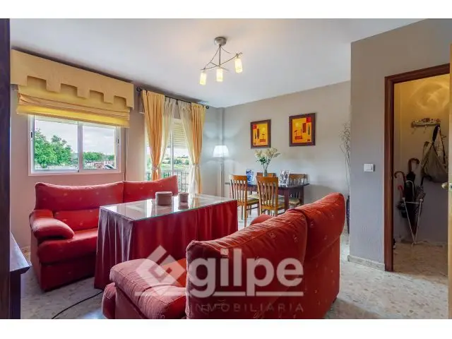 Piso en venta en Madre de Dios Marchena 96m2 3 dormitorios