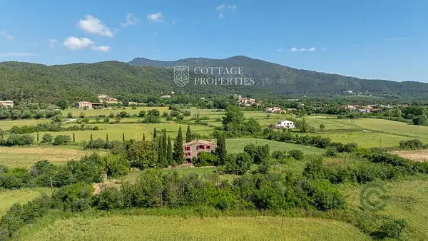 Masia Catalana en Mai
ia de Montcal Girona