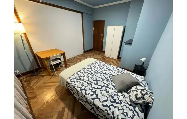 Habitaci"}},n en Alquiler Bilbao Estancia Media Larga