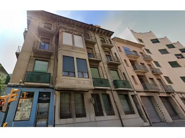 Piso en Olot Girona para inversores Vivienda ocupada