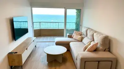 Apartamento en Campello Playa con Vistas al Mar