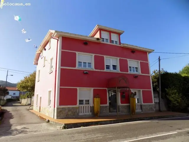 Hotel con Encanto en Asturias: 8 Habitaciones, Jardín y Cancha de Tenis