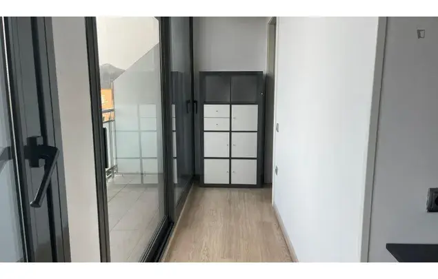 Casa de 15 Dormitorios en Cerdanyola del Vallès - Ideal para Estudiantes