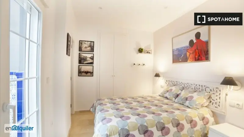 Apartamento con Patio Privado en Triana Sevilla