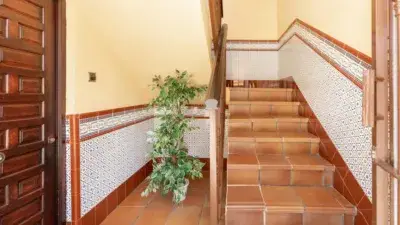 Casa en Venta en Iznalloz 4 Habitaciones 2 Baños Garaje