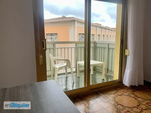 Apartment for rent with air conditioning in Reus