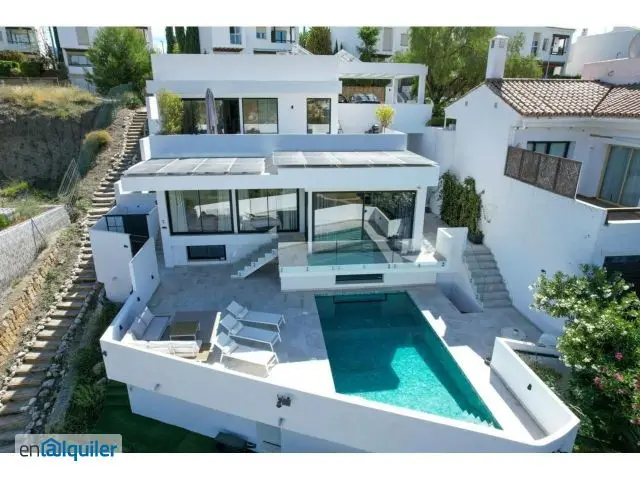 Villa en Alquiler Benahavís: Lujo, Privacidad y Vistas