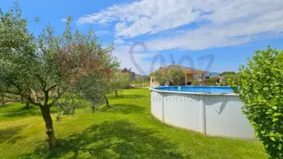 Chalet en venta en Avenida de la Rioja
