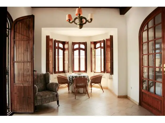 Chalet Independiente Godella 4 Dormitorios 2 Baños Jardin