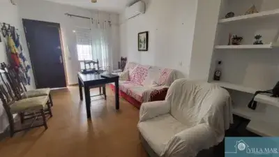 Piso en venta en El Rompidillo planta baja cerca de la playa