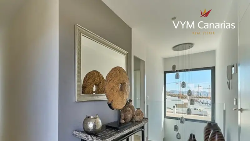 Villa en Finestrat con Piscina Privada y Vistas al Mar