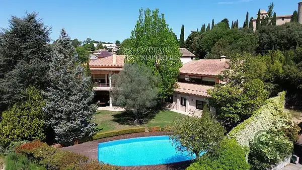 Casa unifamiliar Girona 1280m2 Garaje 6 Coches Vistas