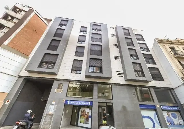 Piso en Subasta Barcelona Gran Oportunidad Inversion