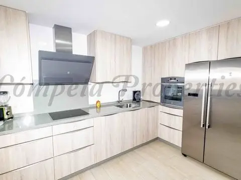 Casa de Pueblo en Algarrobo 5 Dormitorios 2 Baños Vistas Maravillosas