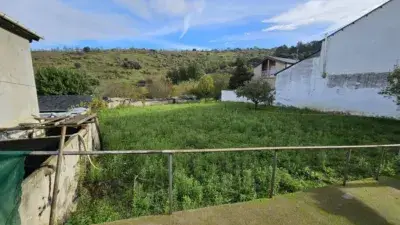 Casa con Terreno y Finca en Salas de los Barrios