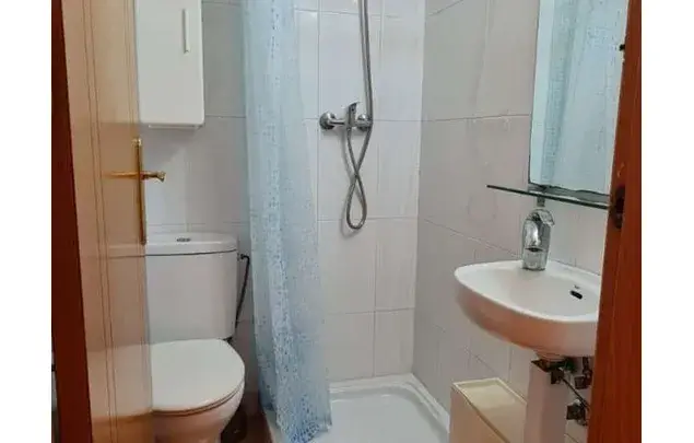 Habitaci
ón 87m
² en Murcia Javal
 Viejo
