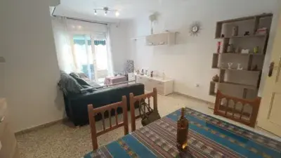 Piso en venta en Avenida de Obispo Medina Olmos