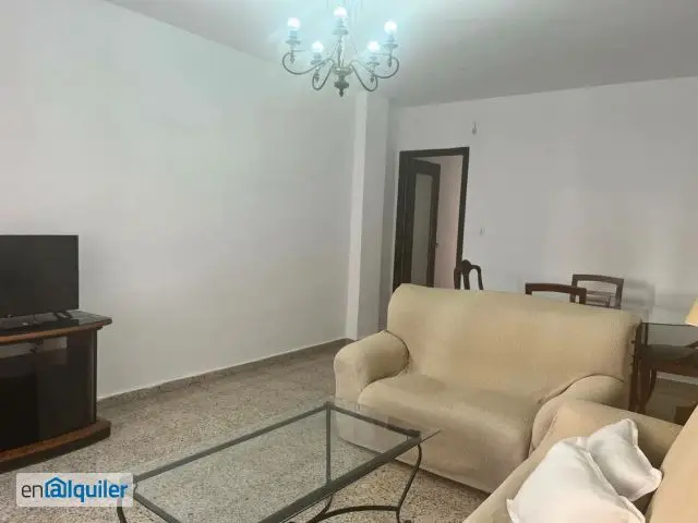 Alquiler piso céntrico estudiantes MIR 4 habitaciones 2 baños