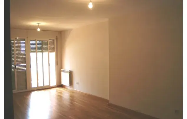 Alquiler Piso 4 Dormitorios 105m2 Huesca