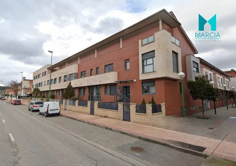 Venta Chalet 3 Habitaciones Burgos Inmueble Ocupado