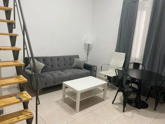 Estudio amueblado Madrid centro para parejas o estudiantes