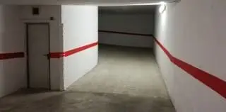Garaje en Venta Soneja 25m2 con Ascensor