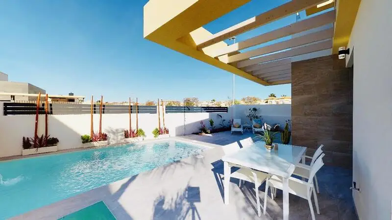 Villa 3 Dormitorios Los Montesinos Alicante