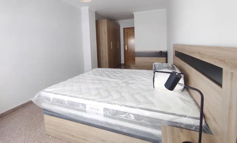 Piso en Alquiler Novelda 3 Habitaciones 2 Baños Garaje Ascensor