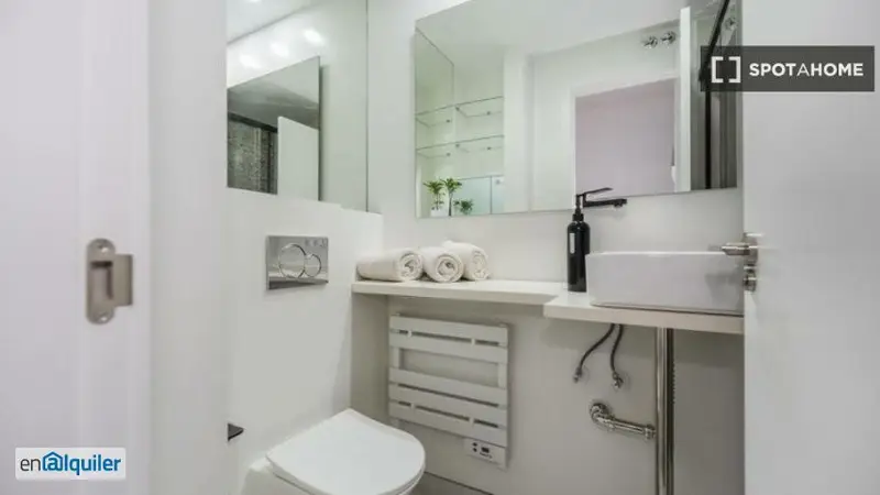 Piso completo de 3 habitaciones en Salamanca, Madrid