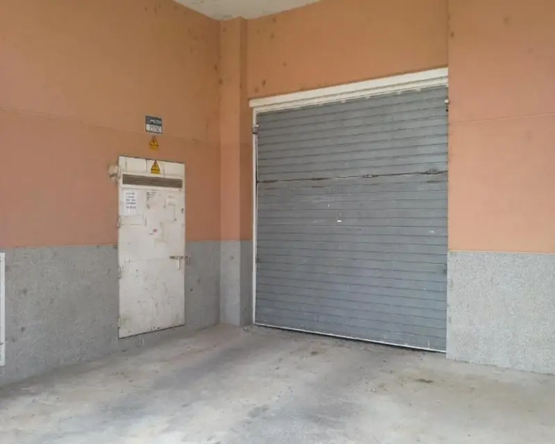 Garaje en Venta en Amposta 22m²
