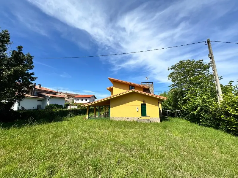 Venta Chalet de 4 habitaciones en Colunga - Ref: XAL_60