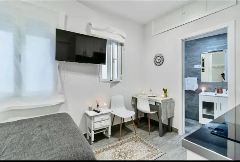 Estudio Moderno en Alquiler Madrid Centro