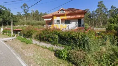 Chalet en venta en Calle Barrio Casás