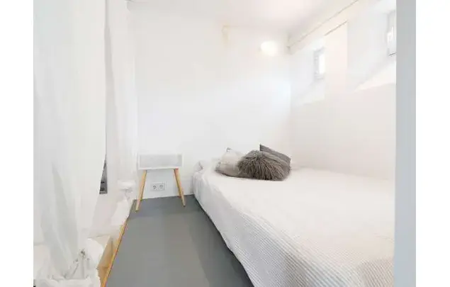 Estudio Amueblado 35m2 Goya Madrid Parejas