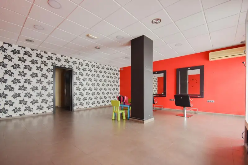Venta Local Comercial Reformado Atarfe Centro 93m2