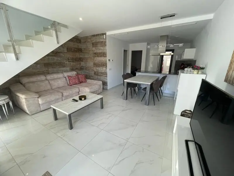 Adosado Moderno 3 Dormitorios Villamartin