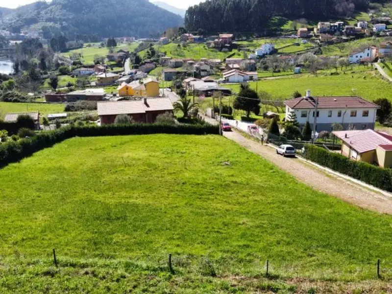 venta Terreno en Pravia, Asturias (T1C04)- Globaliza