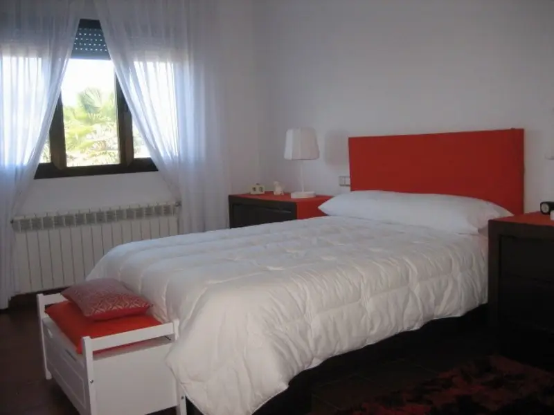Venta Casa con Terraza en Camponaraya 400m2 3 Dormitorios 3 Baños