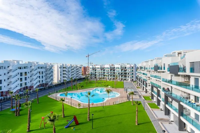 Atico en Venta El Raso 2 Dormitorios 2 Baños Solarium
