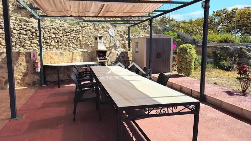 Chalet en alquiler en Nerja para profesionales y parejas