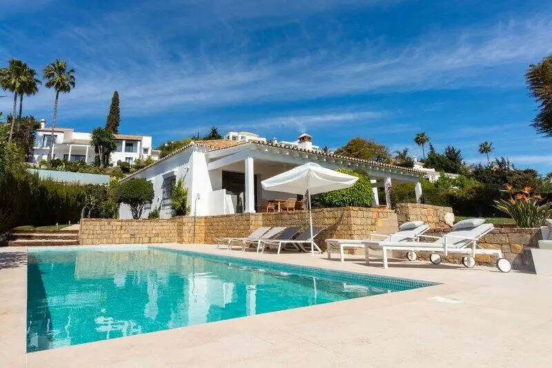 Villa de Lujo en El Paraiso 4 Dormitorios Piscina Privada