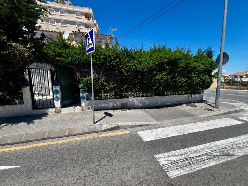 Duplex con Jardin Privado en Torrevieja