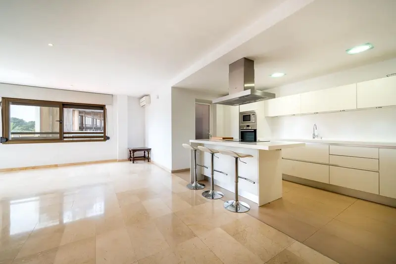 Piso en Venta Palma de Mallorca 3 Dormitorios 2 Baños Terraza Parking