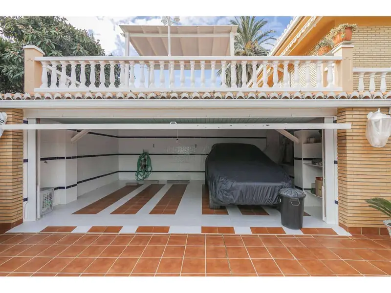Chalet en venta en Picassent, Valencia